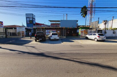 SHOPPING EM CONTAINER - AV. OLIVEIRA PAIVA